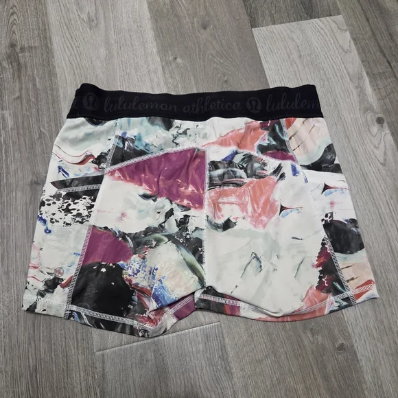 Lululemon Athletica Multicolor Abstract Print Shorts | Athletic Workout Run Gym - Picture 6 of 7